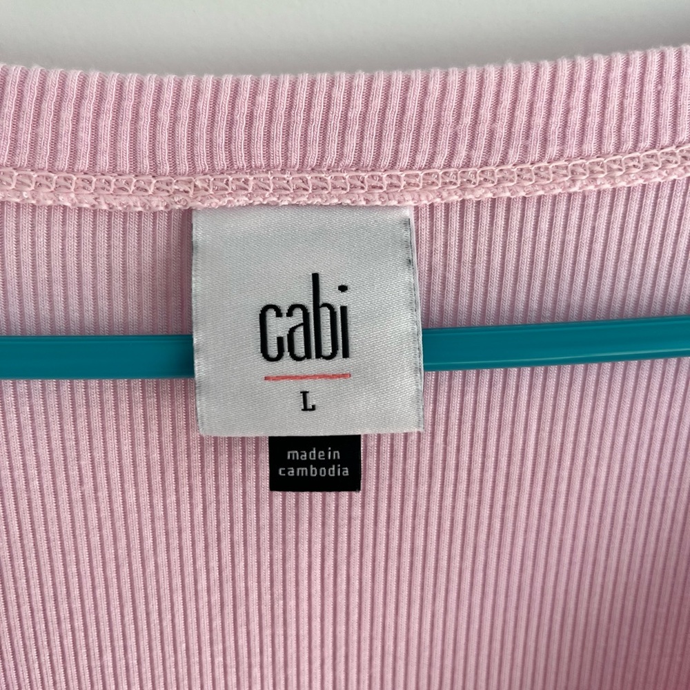 CAbi Item #4366 Simple Tee Fall 2022 - Picture 4 of 6